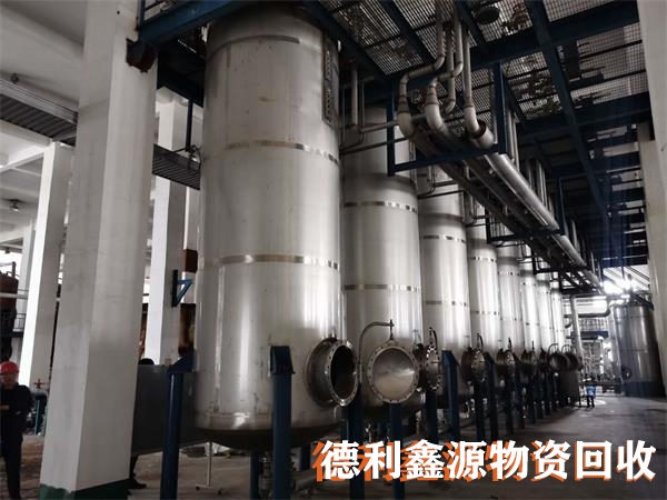 天津商家推薦飲料設(shè)備回收專業(yè)拆除隊(duì)伍